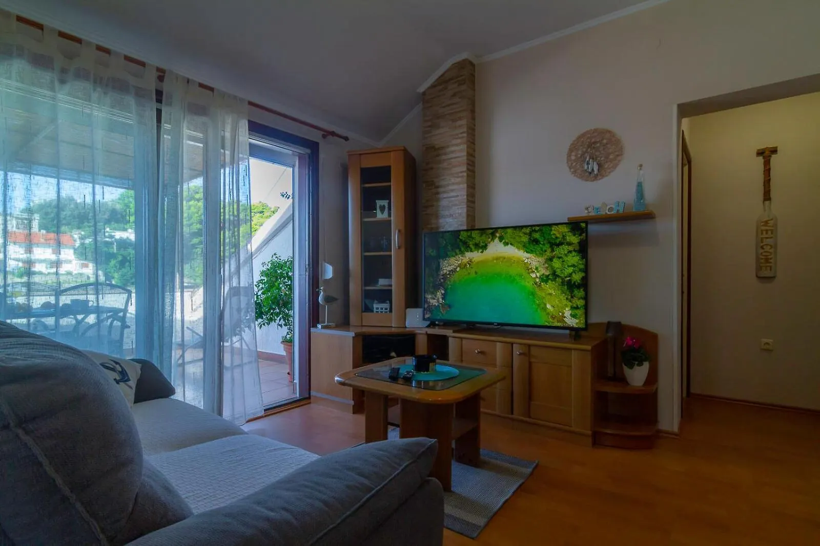 Apartments Frankica Palit 0*,