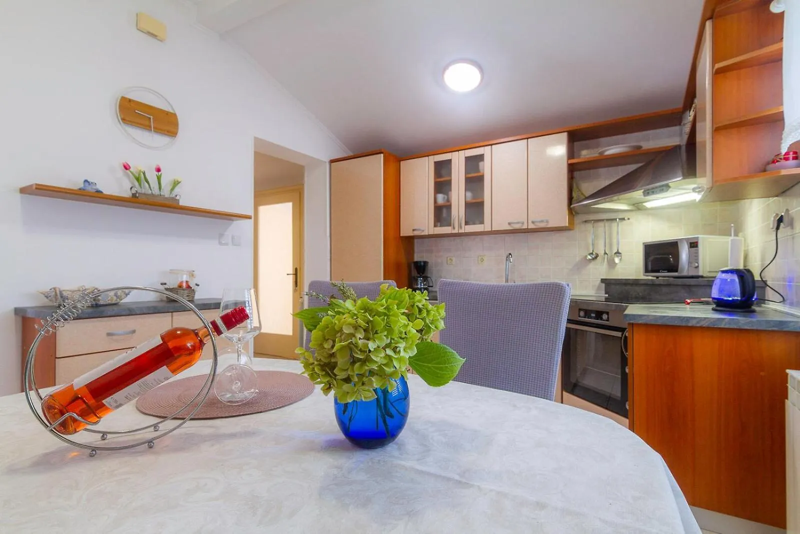 Apartments Frankica Palit 0*,