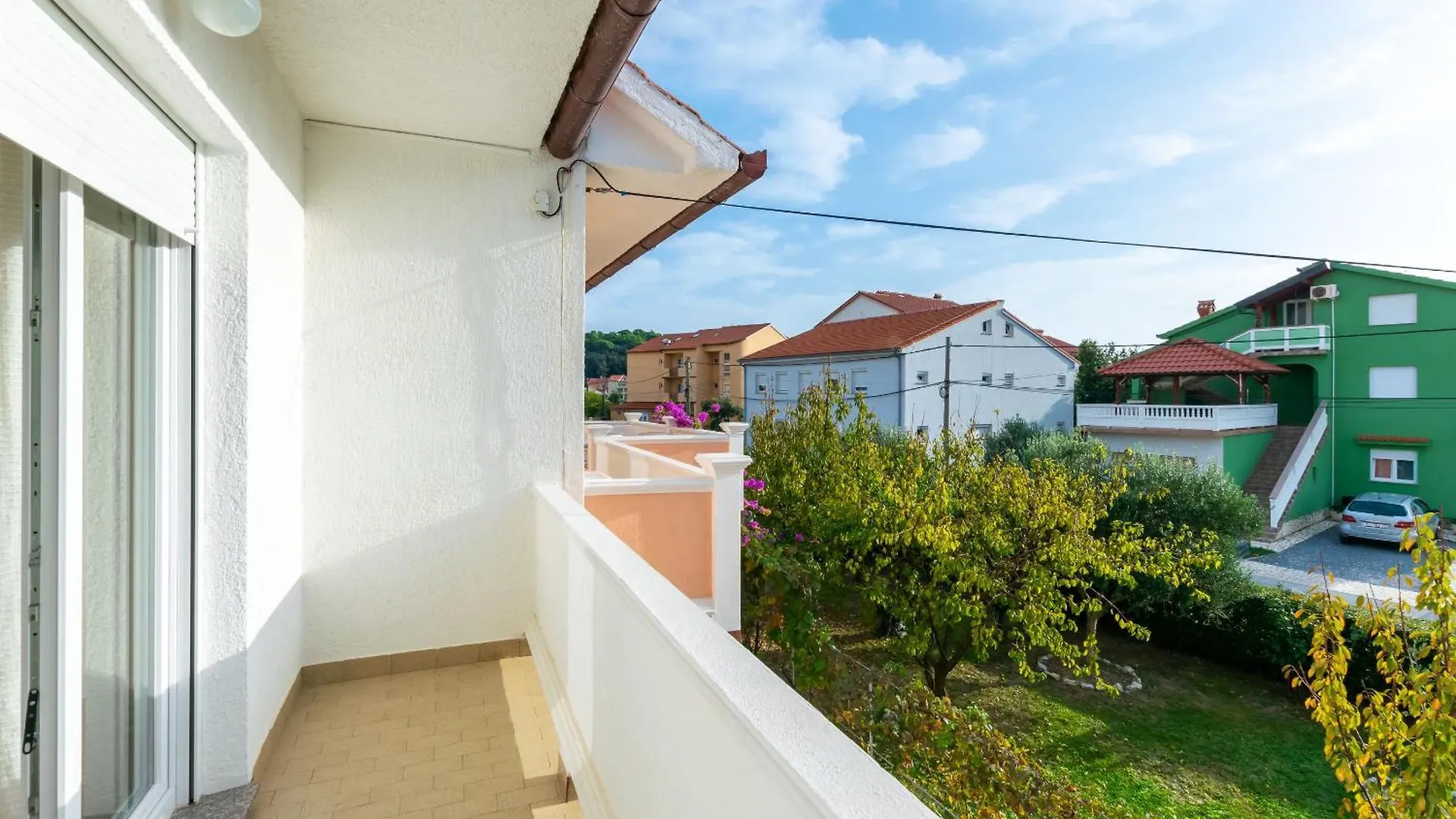 Apartments Frankica Palit